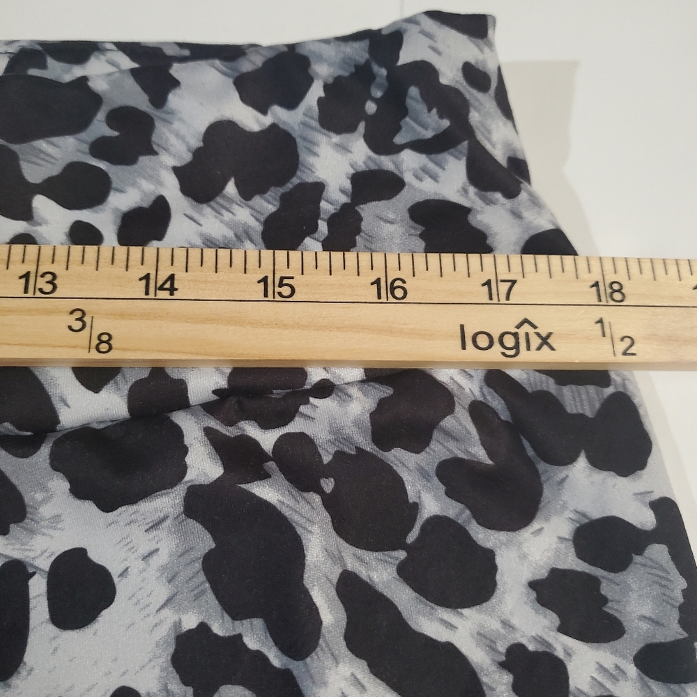 SHEIN Curve Black and White Leggings - Picture 2 of 8